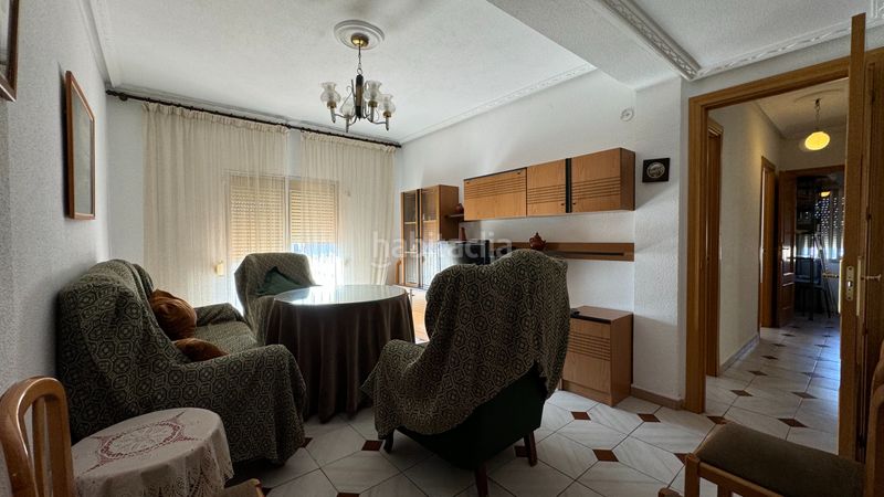 Foto e4a3d3fd-1188-4172-b867-57c84351b1f9. Alquiler piso en avenida de españa 15 estudiantes. varios pisos, diferentes precios en Cáceres