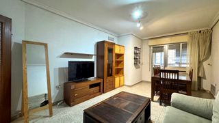 Etagenwohnung  Calle profesor rodríguez moñino 3. Piso en peatonal junto a cánovas