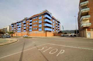 Lloguer Local Comercial a Calle torre de floripes 30