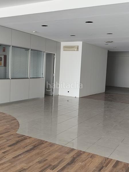 Foto d90b04af-4eaa-45c4-a7b4-6aa51f0dc315. Rent business premise with heating in Roquetes-Can Magí Sant Cugat del Vallès