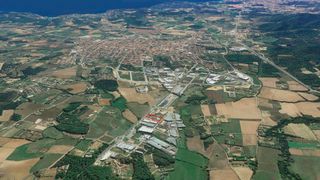 Terreno residencial en Carrer salincs (dels), 5. 5.619 m2 excelente situación