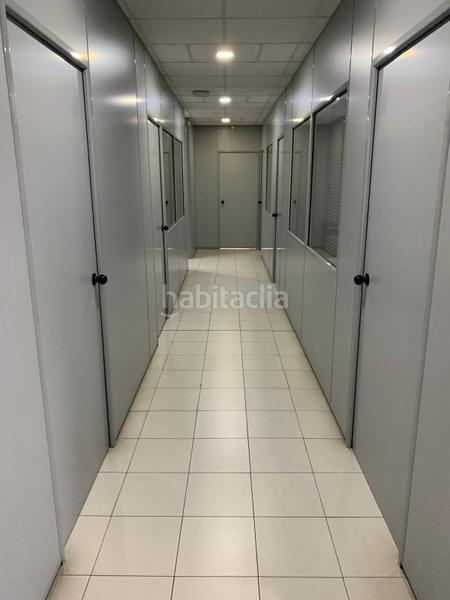 Foto 7e362c8e-b241-47dc-b6b5-85a462ee18e4. Oficina /local en venta en edificio industrial de gran via, hospitalet en Hospitalet de Llobregat (L´)
