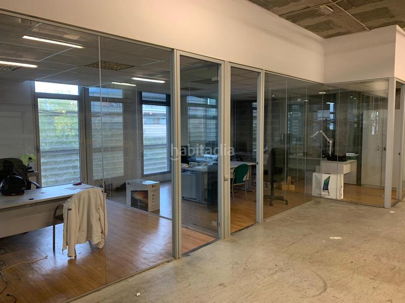 Foto dd392fa5-b41d-46fe-96b2-26df9c030870. Oficina /local en venta en edificio industrial de gran via, hospitalet en Hospitalet de Llobregat (L´)