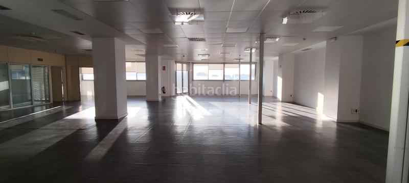 Foto e0317441-892b-4a39-bf95-239d5e750513. Alquiler oficina  de 313m2 em alquiler en esplugues en Esplugues de Llobregat