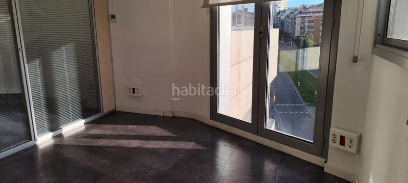 Foto 288b270f-9a1b-46c7-b241-9e2953aaba61. Lloguer oficina a El Gall Esplugues de Llobregat