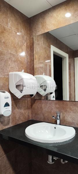 Foto 43bd676a-1630-48cc-a032-e7e18070c950. Lloguer oficina a El Gall Esplugues de Llobregat