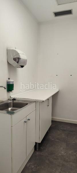 Foto f4d7db97-473c-435e-bb41-3eb6a591f646. Lloguer oficina a El Gall Esplugues de Llobregat