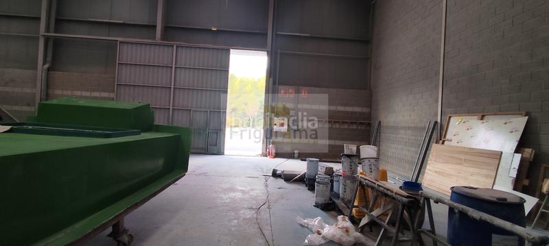 Foto 2ede6618-2c7b-4b1d-9a5e-de90dc552dfd. Alquiler nave industrial nave en alquiler en port ginesta en Castelldefels