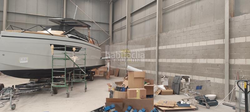 Foto e9b9b0cc-f9d1-46bd-8b89-d7f568de3daf. Alquiler nave industrial nave en alquiler en port ginesta en Castelldefels