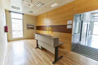 Büro  Passatge de montserrat isern. Venta de oficina + 12 plazas de aparcamiento en gran via