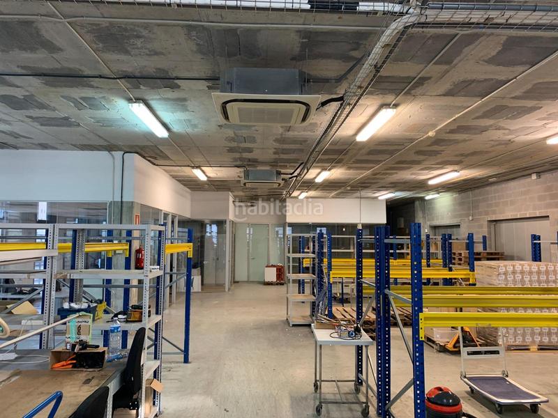 Foto bdc751c2-5b04-4571-9f71-a1c5b745316d. Industrial building in Granvia LH Hospitalet de Llobregat (L´)