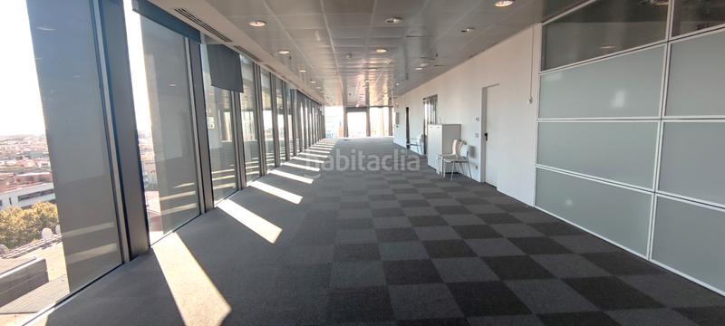 Foto 01b18a85-04cd-47fc-abd9-e199c46985de. Location bureau dans El Parc i la Llacuna del Poblenou Barcelona