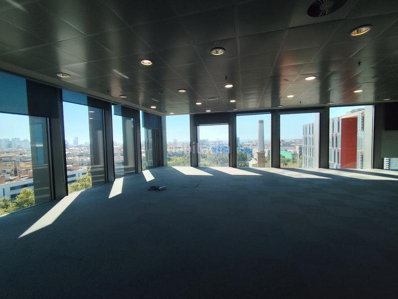 Foto 751d7d0a-6c7e-4ae7-b31a-cd99f86fafc1. Rent office space in El Parc i la Llacuna del Poblenou Barcelona