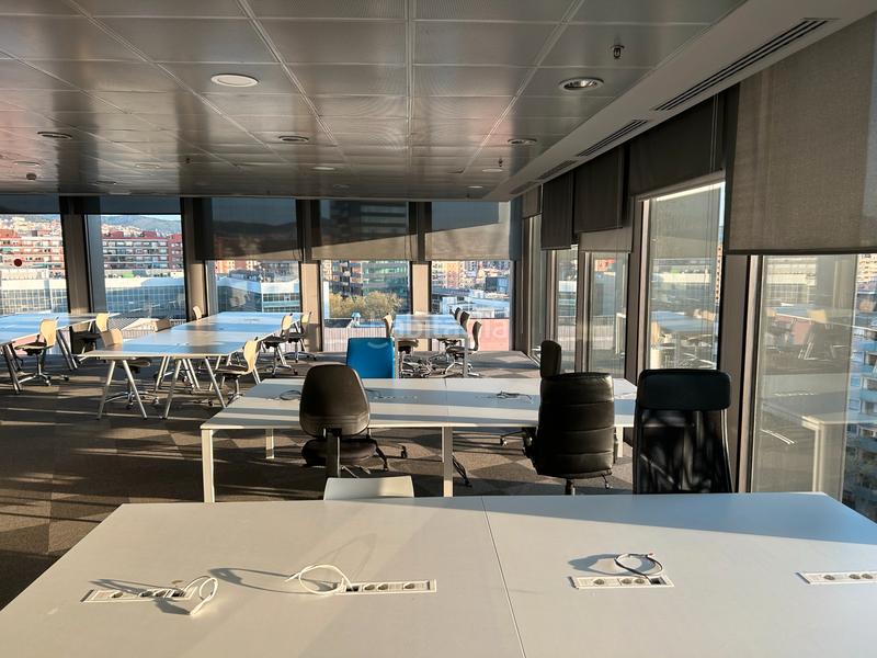 Foto bd3de2c7-9a8b-4ba7-adb9-bfcfee7ccc75. Rent office space in El Parc i la Llacuna del Poblenou Barcelona