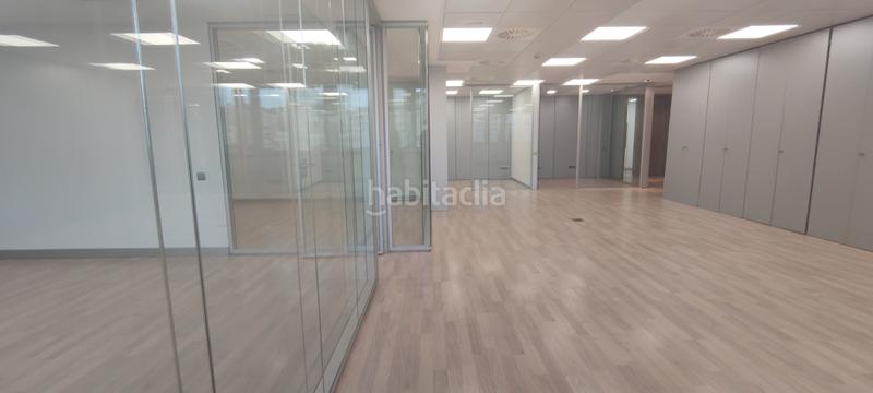 Foto 249ba0a2-1c09-41a7-8e2b-c13e89015780. Alquiler oficina planta de 755m2 en alquiler av. diagonal en Barcelona