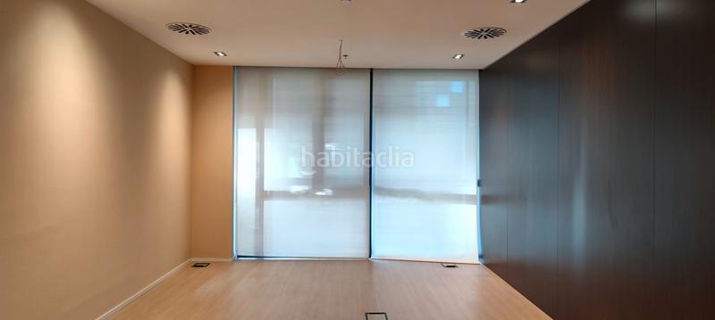 Foto 45dda642-fa4d-4933-ad68-346498909ce5. Lloguer oficina amb aparcament a Santa Eulàlia Hospitalet de Llobregat (L´)