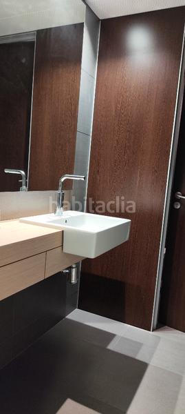 Foto b389d4fc-2d4a-4048-9115-aea7a9d2f5f7. Miete büro mit parking in Santa Eulàlia Hospitalet de Llobregat (L´)