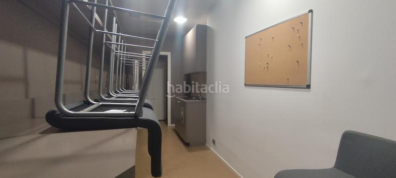 Foto d91f5c0d-00de-4456-bef5-6ff025917647. Rent office space with parking in Santa Eulàlia Hospitalet de Llobregat (L´)