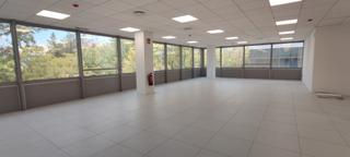 Location Bureau à Avinguda corts catalanes 13. Oficina reformada a estrenar