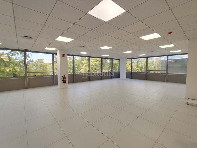 Foto d1dc5ce9-9355-4fc8-bff3-03fc348b256a. Rent office space with heating parking in Roquetes-Can Magí Sant Cugat del Vallès