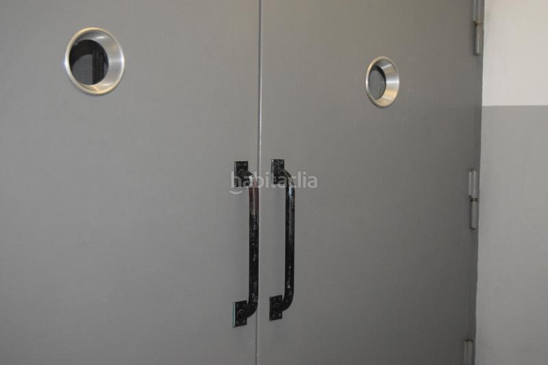 Foto 00994aca-3cf4-43bd-83a8-a1427a4ecf8e. Alquiler oficina local en alquiler en edificio industrial en Esplugues de Llobregat