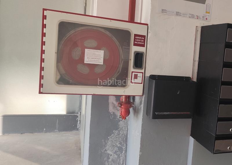 Foto 54e50996-963b-4258-9109-77c9c9b792a0. Alquiler oficina local en alquiler en edificio industrial en Esplugues de Llobregat