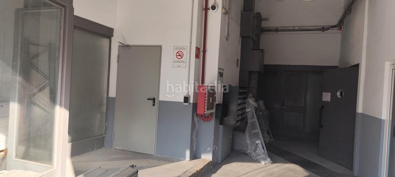 Foto 7a1accc6-ee7e-4e82-9ff6-216340810134. Alquiler oficina local en alquiler en edificio industrial en Esplugues de Llobregat