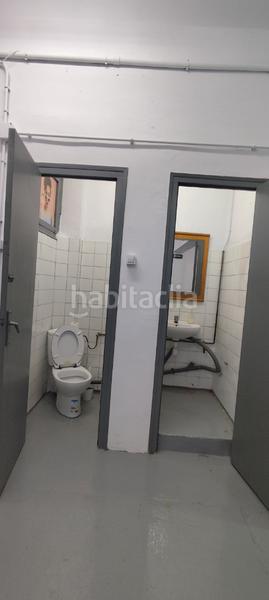 Foto adf4281e-5cc7-4a38-a653-09caed07f873. Alquiler oficina local en alquiler en edificio industrial en Esplugues de Llobregat