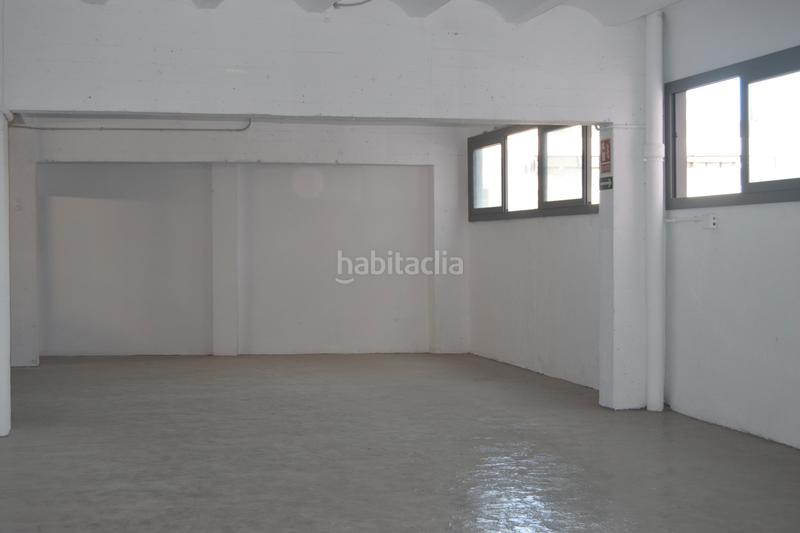 Foto ee7458d0-eca5-4562-bbce-a5085300e331. Alquiler oficina local en alquiler en edificio industrial en Esplugues de Llobregat
