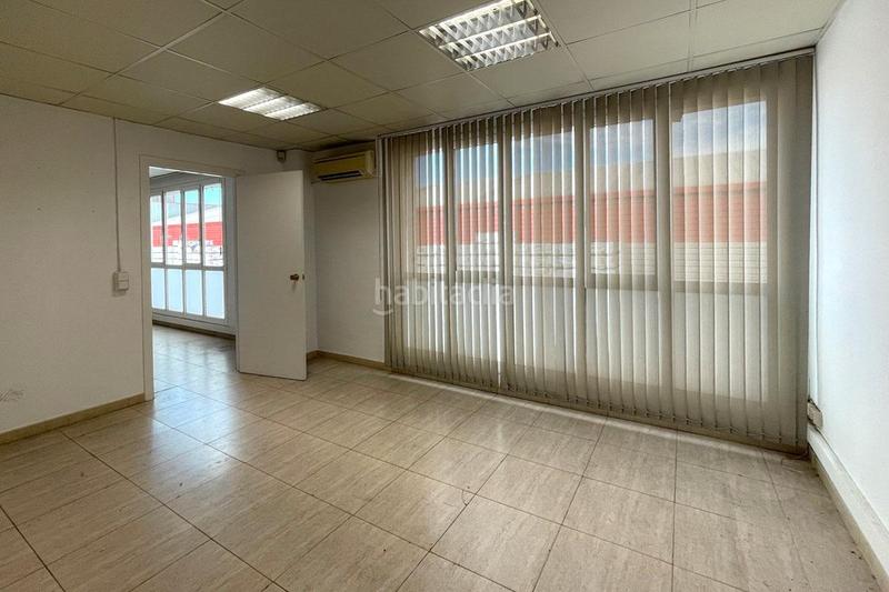 Foto 1081e367-7a3a-4d1f-a5ff-2038488cdfac. Alquiler nave industrial alquiler de nave industrial en almeda en Cornellà de Llobregat