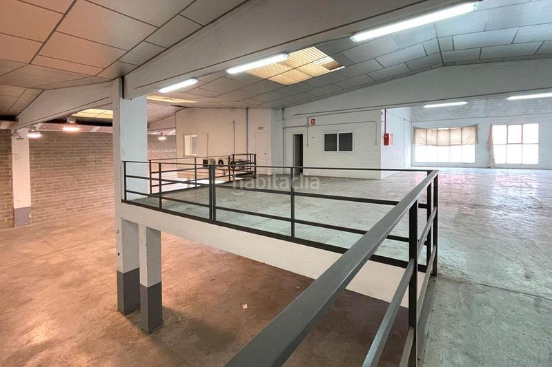 Foto b399ee37-b1d7-45e6-a784-6de71c9ba1a5. Alquiler nave industrial alquiler de nave industrial en almeda en Cornellà de Llobregat