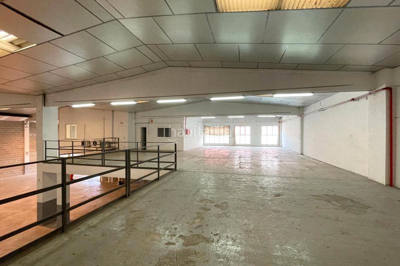 Foto e6354f0a-bd0c-4e5c-95bf-2e45f007fd55. Alquiler nave industrial alquiler de nave industrial en almeda en Cornellà de Llobregat