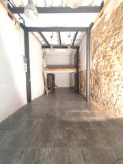 Miete Geschäftsraum  Carrer de sant jacint 6. Local en alquiler en ciutat vella