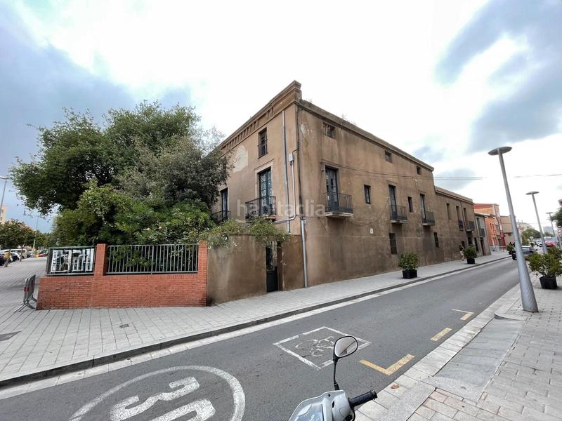 Foto 1203a167-931c-4159-a1ed-4c14ff30f618. Casa amb aparcament a Eixample Sant Joan Despí