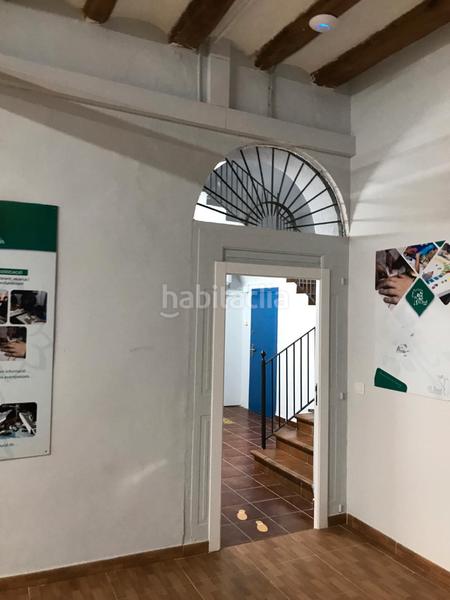 Foto 55efb987-a958-4f32-9a9c-bb36df39c2b9. Casa amb aparcament a Eixample Sant Joan Despí