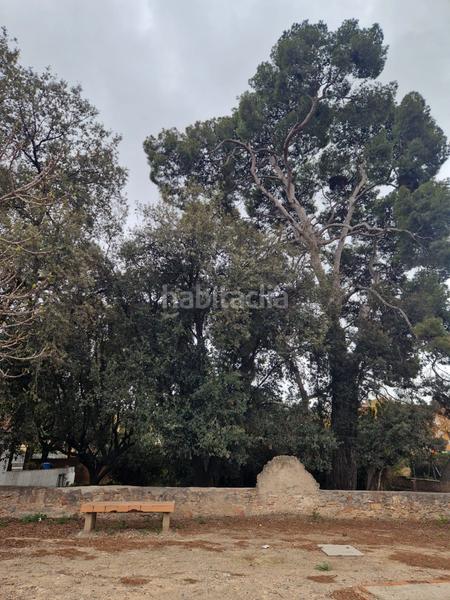 Foto df5afbeb-201a-4e88-b167-eb67873c0e89. Casa amb aparcament a Eixample Sant Joan Despí