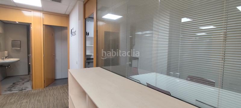 Foto 332e494b-fd69-488a-82a0-c2a953b115a0. Location bureau dans carrer del comte d'urgell 240 dans Barcelona