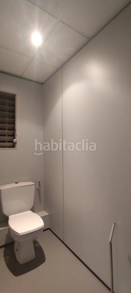 Foto 45df4f9c-cbcb-490f-8472-700d1d1f1153. Location bureau dans carrer del comte d'urgell 240 dans Barcelona