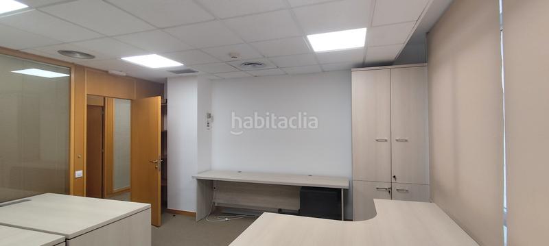 Foto ba29df9d-499a-4053-bf69-b91325599767. Location bureau dans carrer del comte d'urgell 240 dans Barcelona