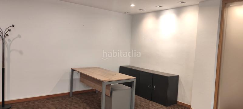 Foto cff800bc-b233-4acd-830c-423d1ff78e85. Location bureau dans carrer del comte d'urgell 240 dans Barcelona