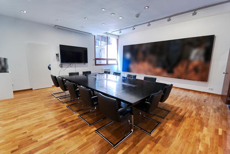 Foto 0dce6323-237d-4c18-954d-441b74db2a01. Oficina se vende local/oficina en calle freixa en Barcelona