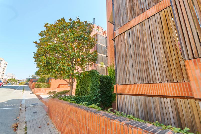 Foto 24ec93c9-4ef9-424b-9274-73f6d20ed1f2. Oficina se vende local/oficina en calle freixa en Barcelona