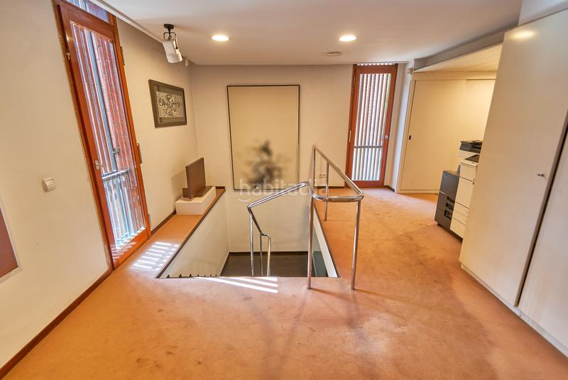 Foto 41c6e722-8379-496a-be1f-8bb31e1e94a9. Oficina se vende local/oficina en calle freixa en Barcelona