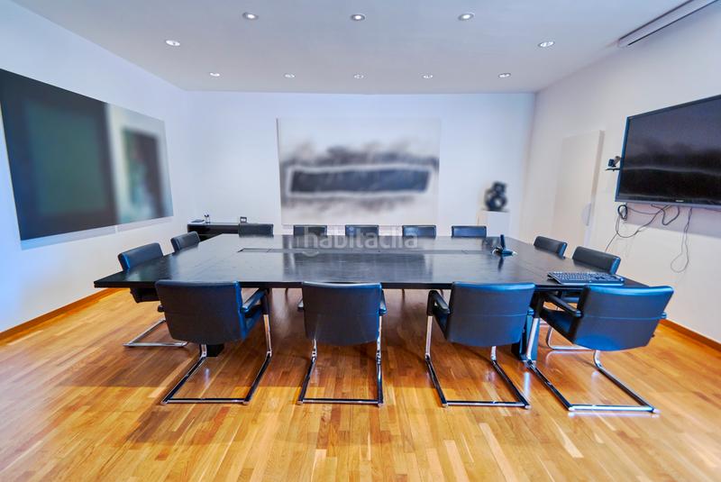 Foto 6652f568-8c08-4a7a-b878-9ed422279e6e. Oficina se vende local/oficina en calle freixa en Barcelona