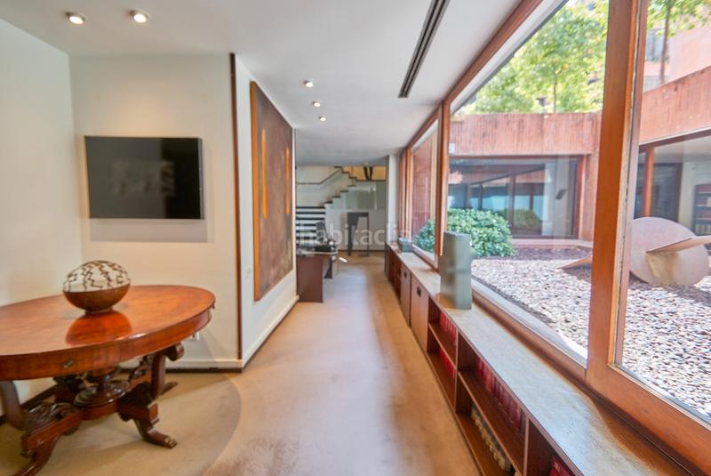 Foto 6b6721ca-a292-48e1-bc0d-dbbae3c8d21d. Oficina se vende local/oficina en calle freixa en Barcelona