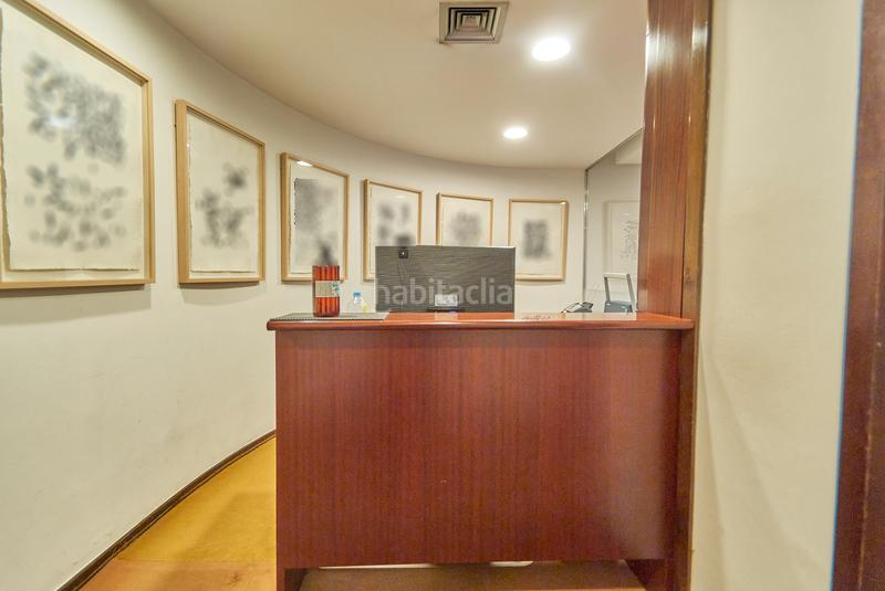 Foto 754710a3-4522-4b6a-8c1c-a85897ede38e. Oficina se vende local/oficina en calle freixa en Barcelona