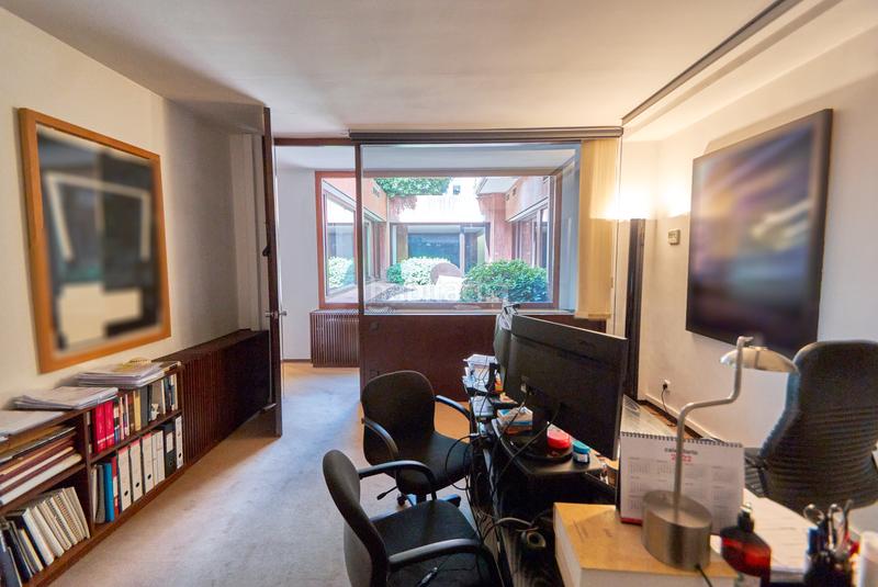 Foto 95441a7f-76cb-4502-815f-6cb5d28685a3. Oficina se vende local/oficina en calle freixa en Barcelona