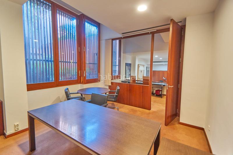 Foto aa684546-89e1-4a51-9710-972cf626b9c3. Oficina se vende local/oficina en calle freixa en Barcelona