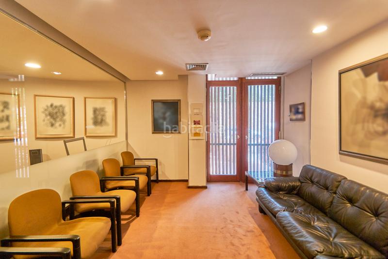 Foto c79c14d8-07e4-4722-b0a4-9d8c6f0393b6. Oficina se vende local/oficina en calle freixa en Barcelona