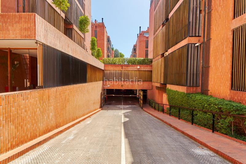 Foto db5023d5-ddb0-418b-bb0b-2d548a177070. Oficina se vende local/oficina en calle freixa en Barcelona